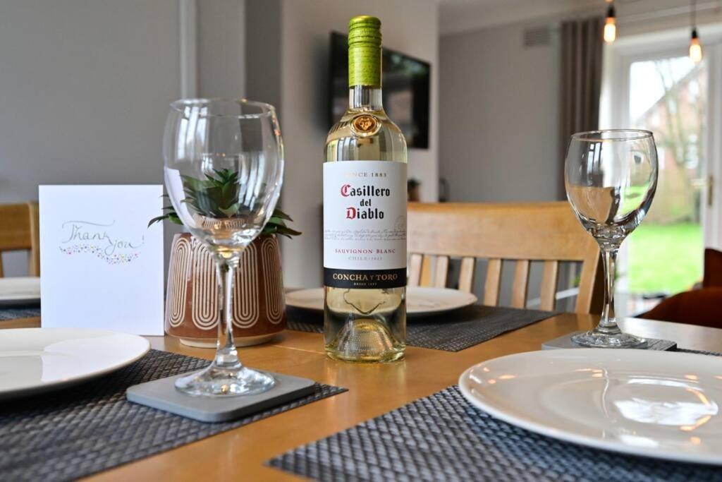 Reduced Rates For Weekly, Monthly And Longer Stays Durham Eksteriør bilde